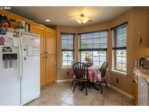 225 Danielle Drive Winston OR 97496