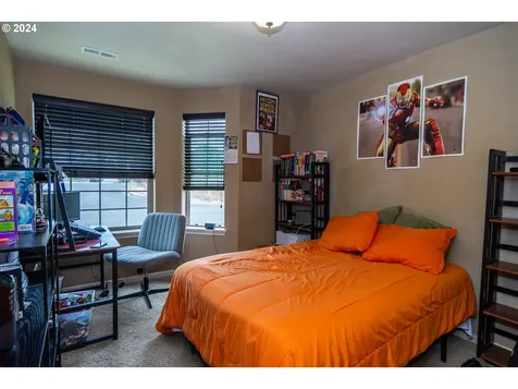 225 Danielle Drive Winston OR 97496