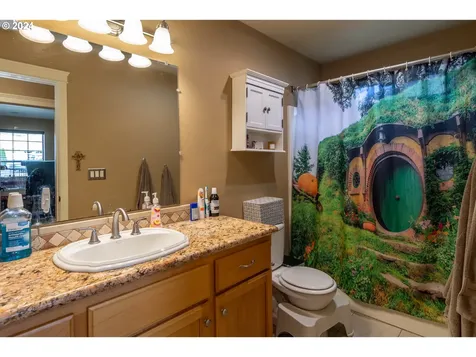 225 Danielle Drive Winston OR 97496