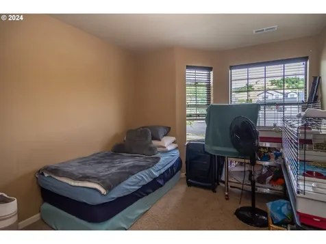 225 Danielle Drive Winston OR 97496