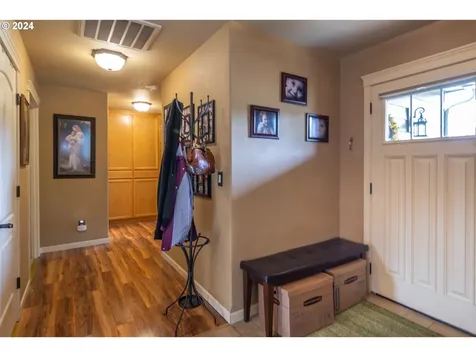 225 Danielle Drive Winston OR 97496