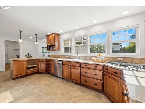 1482 N Scenic View Drive Stayton OR 97383