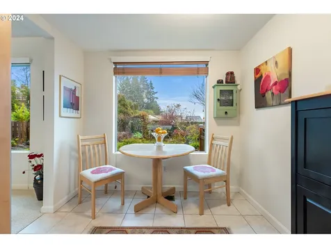 10435 SW Highland Drive Portland OR 97224