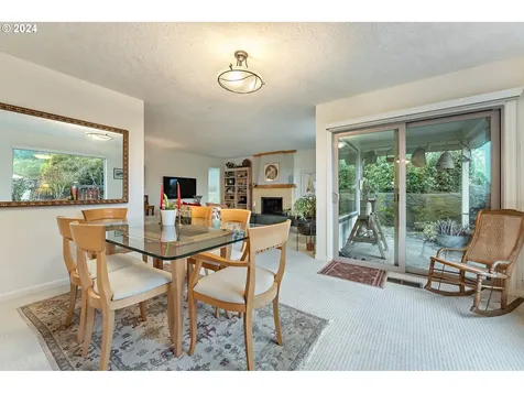 10435 SW Highland Drive Portland OR 97224
