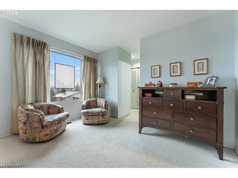 10435 SW Highland Drive Portland OR 97224