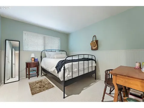 10435 SW Highland Drive Portland OR 97224