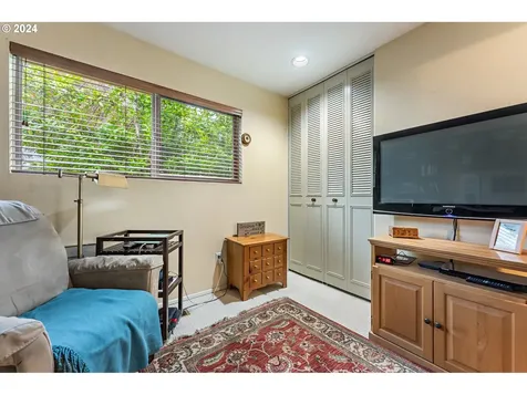 10435 SW Highland Drive Portland OR 97224