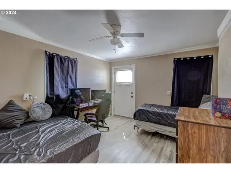 617 NE Channon Avenue Roseburg OR 97470
