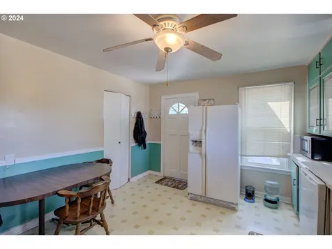 617 NE Channon Avenue Roseburg OR 97470