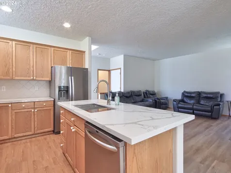 19409 Se 31st Drive Camas WA 98607