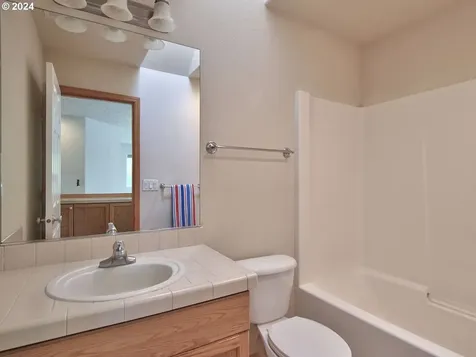 19409 Se 31st Drive Camas WA 98607