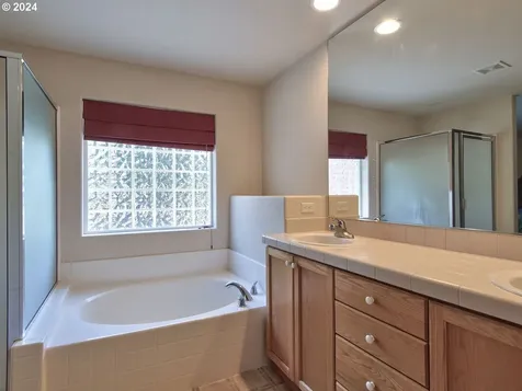 19409 Se 31st Drive Camas WA 98607