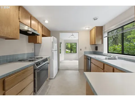 5055 Sw Boundary Street Portland OR 97221