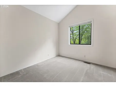 5055 Sw Boundary Street Portland OR 97221