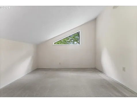 5055 Sw Boundary Street Portland OR 97221
