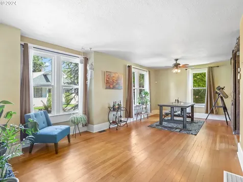 6722 Se Steele Street Portland OR 97206