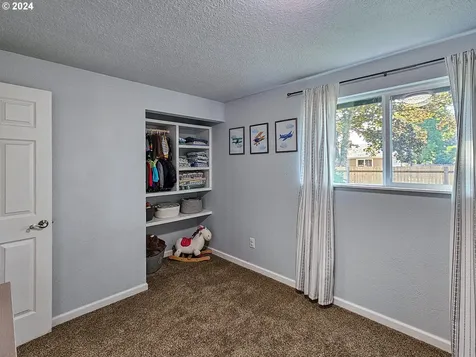 924 NW Baker Creek Road Mcminnville OR 97128