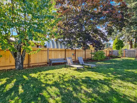924 NW Baker Creek Road Mcminnville OR 97128