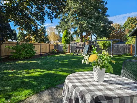 924 NW Baker Creek Road Mcminnville OR 97128