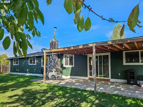 924 NW Baker Creek Road Mcminnville OR 97128