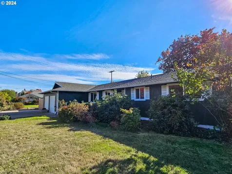 924 NW Baker Creek Road Mcminnville OR 97128