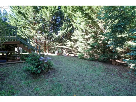 37 S Baxter Street Coquille OR 97423