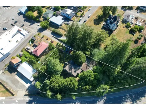 37 S Baxter Street Coquille OR 97423