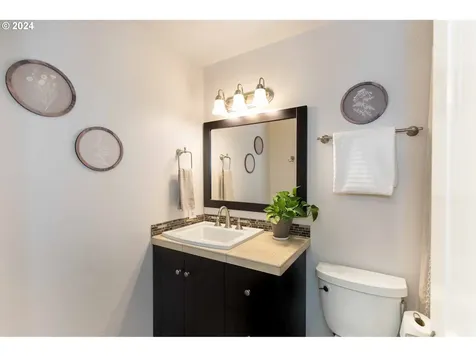 4010 Se Lenore Circle Troutdale OR 97060