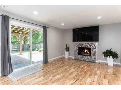 4010 Se Lenore Circle Troutdale OR 97060