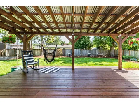 4010 Se Lenore Circle Troutdale OR 97060