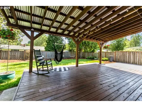4010 Se Lenore Circle Troutdale OR 97060