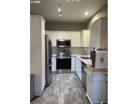 5781 NW 174th Avenue Portland OR 97229