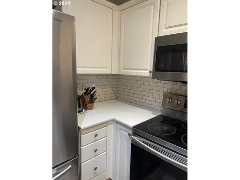 5781 NW 174th Avenue Portland OR 97229