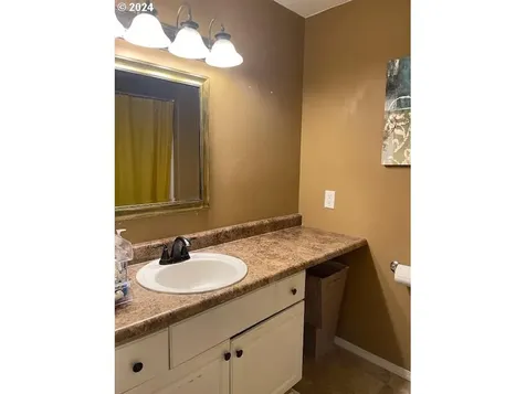 5781 NW 174th Avenue Portland OR 97229