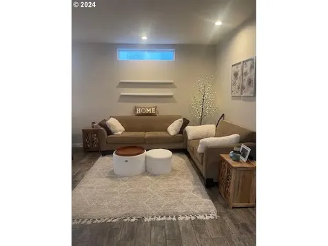 5781 NW 174th Avenue Portland OR 97229