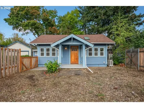 1213 N Ainsworth Street Portland OR 97217