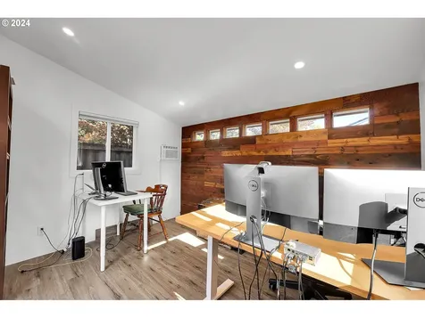 1617 Parnell Drive Eugene OR 97404