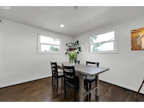 1617 Parnell Drive Eugene OR 97404