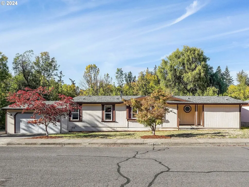 3329 Senecal Creek Drive Woodburn OR 97071