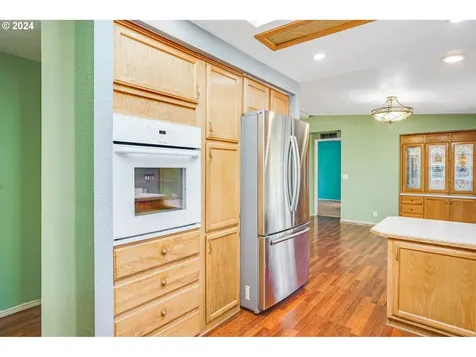 3329 Senecal Creek Drive Woodburn OR 97071