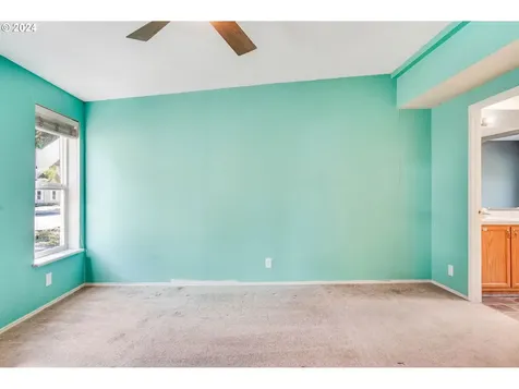 3329 Senecal Creek Drive Woodburn OR 97071