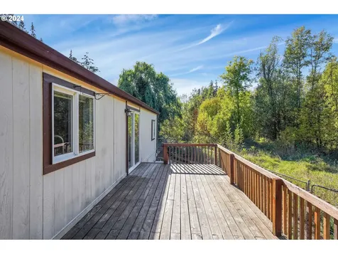 3329 Senecal Creek Drive Woodburn OR 97071