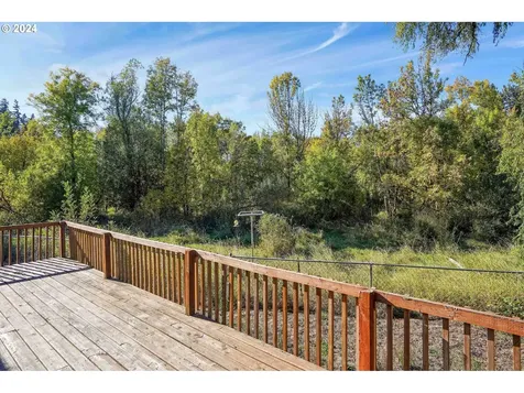 3329 Senecal Creek Drive Woodburn OR 97071