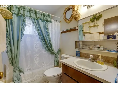 2127 Rhodora Street Forest Grove OR 97116