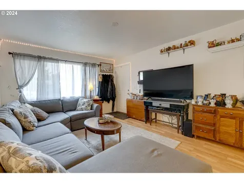 2127 Rhodora Street Forest Grove OR 97116