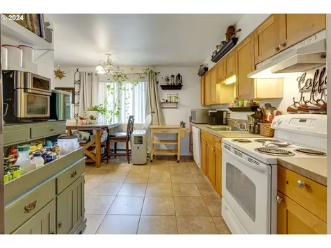 2127 Rhodora Street Forest Grove OR 97116