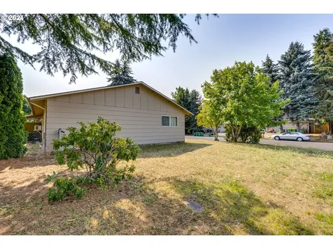 2127 Rhodora Street Forest Grove OR 97116