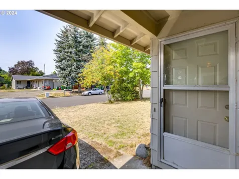 2127 Rhodora Street Forest Grove OR 97116