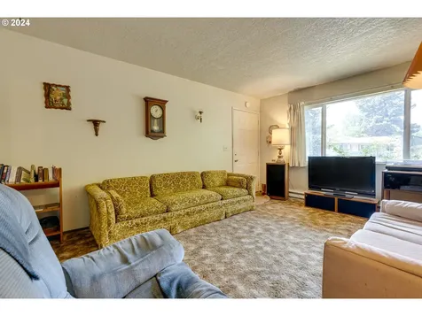 2127 Rhodora Street Forest Grove OR 97116
