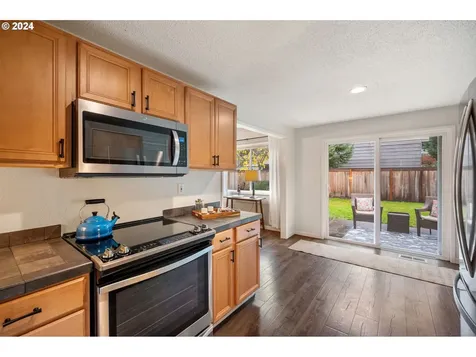 6355 SW Dale Avenue Beaverton OR 97008